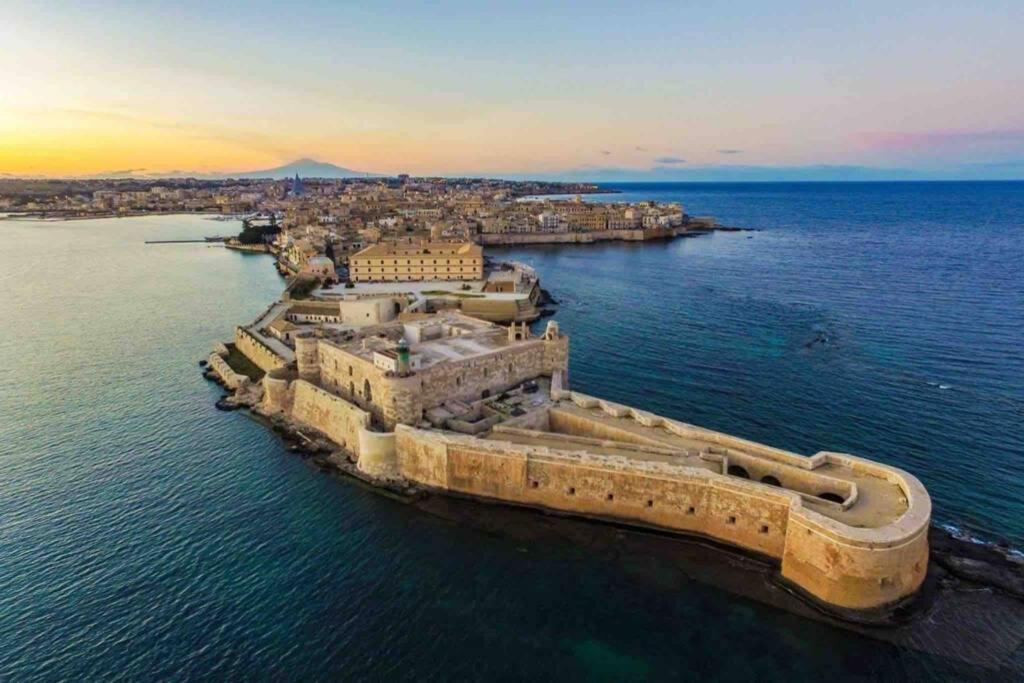 La Mansarda Villa Syracuse Esterno foto